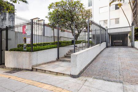 Fachada de apartamento para alugar com 2 quartos, 75m² em Pinheiros, São Paulo
