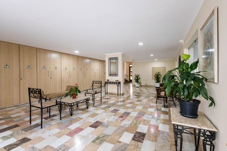Hall social de apartamento para alugar com 2 quartos, 75m² em Pinheiros, São Paulo
