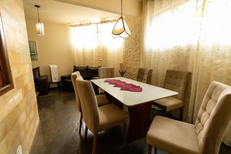 Apartamento para alugar com 120m², 3 quartos e sem vagaSala