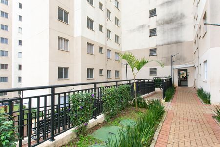 Apartamento para alugar com 44m², 2 quartos e sem vaga Apartamento para alugar com 44m², 2 quartos e sem vagaEntrada do Bloco