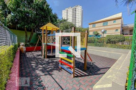 Apartamento para alugar com 49m², 2 quartos e 1 vaga Apartamento para alugar com 49m², 2 quartos e 1 vagaÁrea comum - Playground