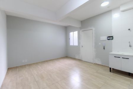 Sala - Cozinha de apartamento à venda com 1 quarto, 43m² em Cidade Antônio Estêvão de Carvalho, São Paulo
