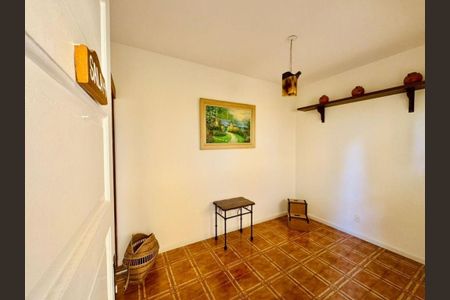 Casa à venda com 10 quartos, 285m² em Itaipu, Niterói