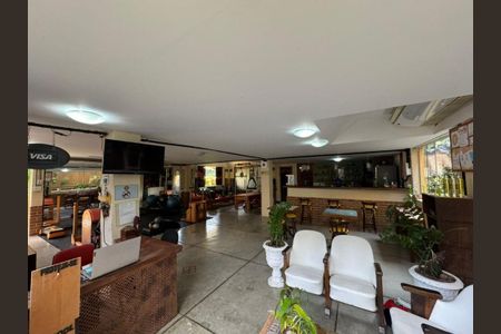 Casa à venda com 10 quartos, 285m² em Itaipu, Niterói