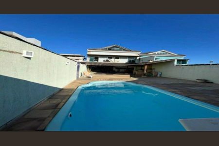 Casa à venda com 3 quartos, 200m² em Campo Grande, Rio de Janeiro