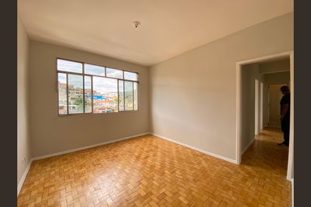 Apartamento à venda com 82m², 3 quartos e 1 vaga