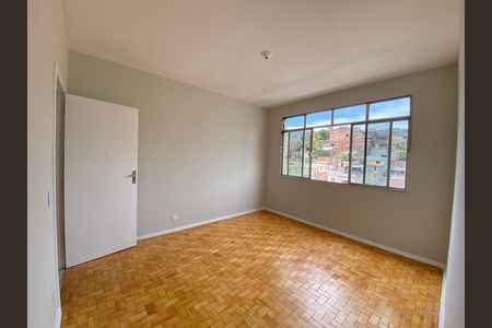 Apartamento à venda com 82m², 3 quartos e 1 vaga
