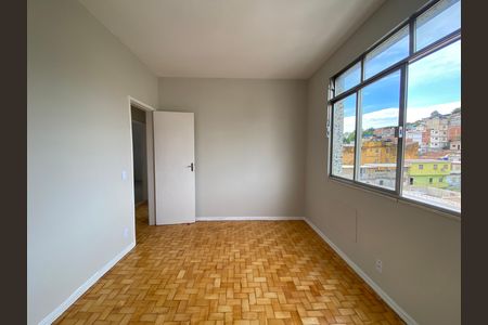 Apartamento à venda com 82m², 3 quartos e 1 vaga