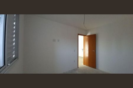 Apartamento à venda com 3 quartos, 58m² em Parque Vitoria, São Paulo