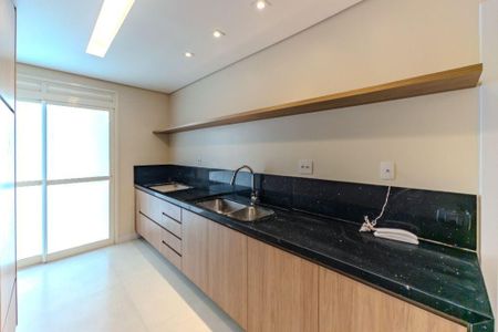 Apartamento à venda com 223m², 3 quartos e 3 vagas