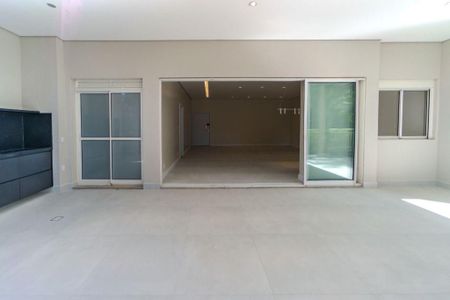 Apartamento à venda com 223m², 3 quartos e 3 vagas
