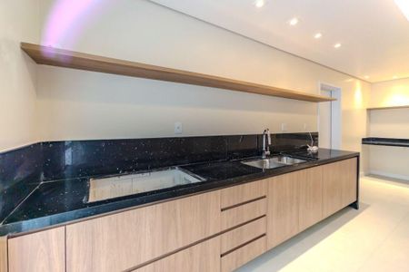 Apartamento à venda com 223m², 3 quartos e 3 vagas