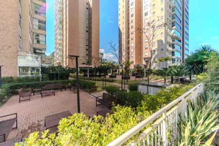Apartamento à venda com 223m², 3 quartos e 3 vagas