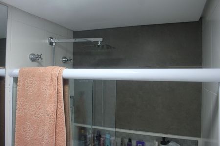 Apartamento à venda com 75m², 2 quartos e 1 vagaBanheiro da Suíte