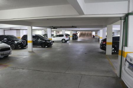 Apartamento à venda com 75m², 2 quartos e 1 vagaGaragem