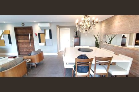 Apartamento à venda com 4 quartos, 223m² em Vila Morumbi, São Paulo