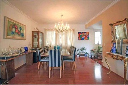 Apartamento à venda com 2 quartos, 180m² em Cerqueira César, São Paulo