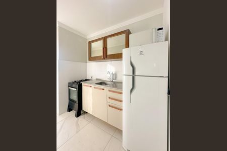 Apartamento para alugar com 73m², 2 quartos e 1 vagaCozinha