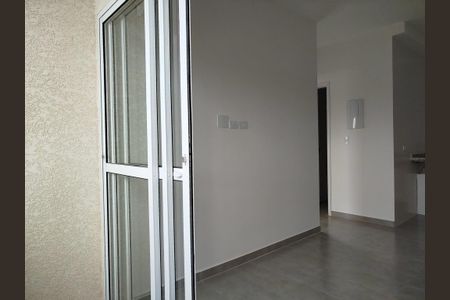 Apartamento à venda com 45m², 2 quartos e sem vaga Apartamento à venda com 45m², 2 quartos e sem vagaVaranda