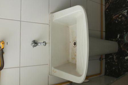 Área de Serviço de apartamento para alugar com 2 quartos, 52m² em Jardim Jasmim, Nova Iguaçu