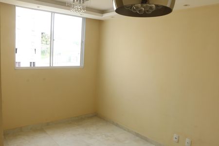 sala de apartamento para alugar com 2 quartos, 52m² em Jardim Jasmim, Nova Iguaçu