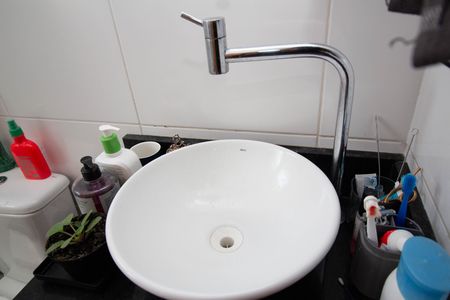 Apartamento à venda com 42m², 2 quartos e 1 vaga Apartamento à venda com 42m², 2 quartos e 1 vagaBanheiro