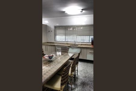 Casa à venda com 4 quartos, 248m² em Vila Prudente, São Paulo