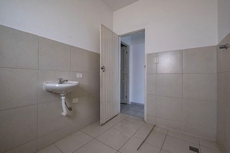 Casa para alugar com 135m², 3 quartos e 1 vaga Casa para alugar com 135m², 3 quartos e 1 vagaBanheiro