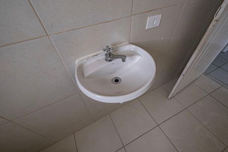 Casa para alugar com 135m², 3 quartos e 1 vaga Casa para alugar com 135m², 3 quartos e 1 vagaBanheiro