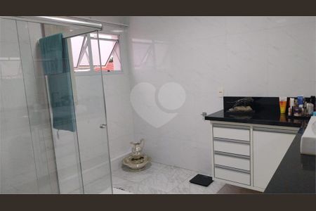 Casa à venda com 3 quartos, 330m² em Vila Sonia, São Paulo