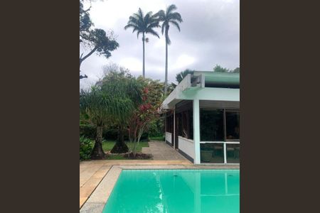 Casa à venda com 658m², 4 quartos e sem vaga
