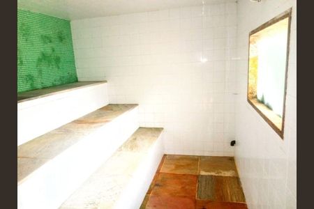 Casa à venda com 658m², 4 quartos e sem vaga