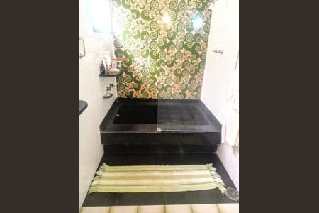 Casa à venda com 658m², 4 quartos e sem vaga