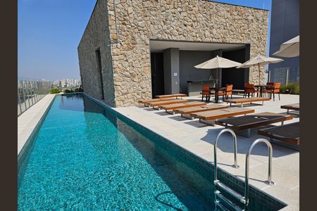 Apartamento para alugar com 27m², 1 quarto e sem vaga Apartamento para alugar com 27m², 1 quarto e sem vagaÁrea comum - Piscina