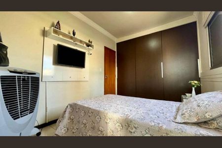 Apartamento à venda com 3 quartos, 80m² em Sagrada Família, Belo Horizonte