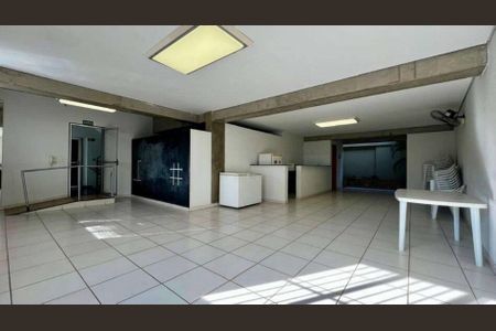 Apartamento à venda com 3 quartos, 80m² em Sagrada Família, Belo Horizonte