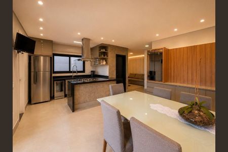 Casa à venda com 300m², 3 quartos e 4 vagas