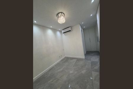 Apartamento à venda com 68m², 2 quartos e 1 vaga