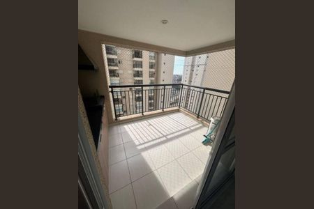 Apartamento à venda com 68m², 2 quartos e 1 vaga