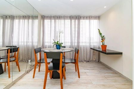 Apartamento à venda com 72m², 2 quartos e 2 vagas