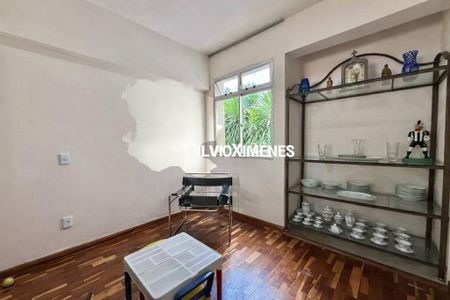Apartamento à venda com 3 quartos, 105m² em Santa Lúcia, Belo Horizonte