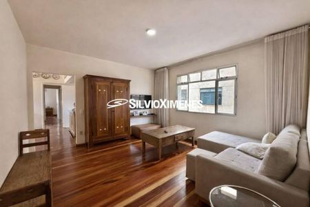 Apartamento à venda com 3 quartos, 105m² em Santa Lúcia, Belo Horizonte
