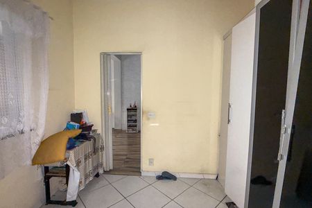 Casa à venda com 180m², 3 quartos e sem vaga Casa à venda com 180m², 3 quartos e sem vagaQuarto 1