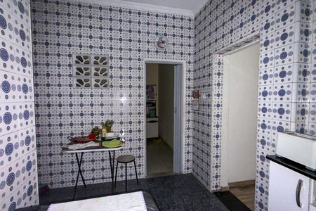 Casa à venda com 180m², 3 quartos e sem vaga Casa à venda com 180m², 3 quartos e sem vagaCozinha