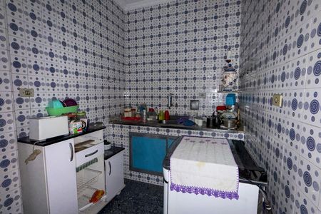 Casa à venda com 180m², 3 quartos e sem vaga Casa à venda com 180m², 3 quartos e sem vagaCozinha