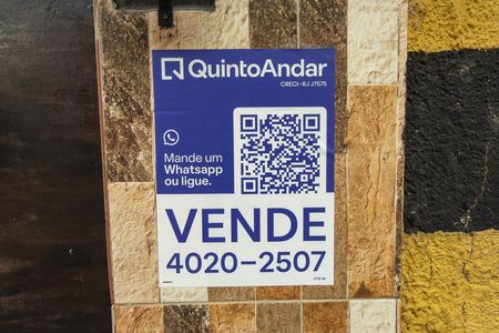 Casa à venda com 180m², 3 quartos e sem vaga Casa à venda com 180m², 3 quartos e sem vagaPlaca