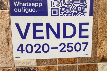 Casa à venda com 180m², 3 quartos e sem vaga Casa à venda com 180m², 3 quartos e sem vagaPlaca