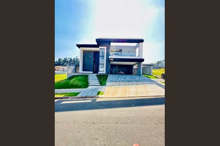 Casa de condomínio à venda com 560m², 3 quartos e 4 vagas