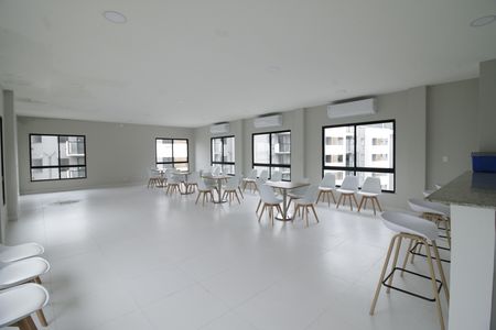 Apartamento à venda com 44m², 2 quartos e sem vagaÁrea comum - Salão de festas