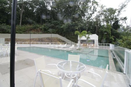 Apartamento à venda com 44m², 2 quartos e sem vagaÁrea comum - Piscina